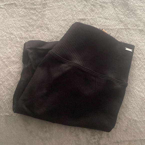 Victoria's Secret Seamless Bike Shorts - Picture 9 of 9